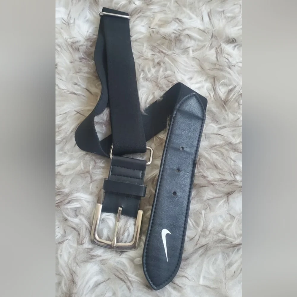 Nike Black Canvas Adjustable Boys Belt With Metal Buckle 🌴
